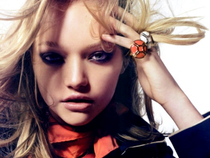 Here we open the ball with the Australian Gemma Ward Gemma Ward