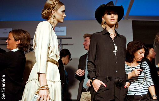 Les maxi boucles d'oreilles