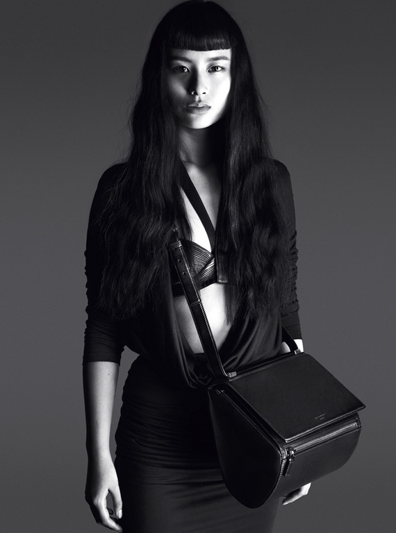 Campagne Givenchy - Printemps/t 2014 - Photo 2