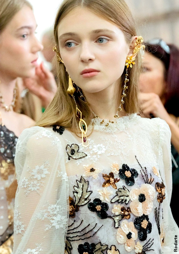 Backstage Rodarte