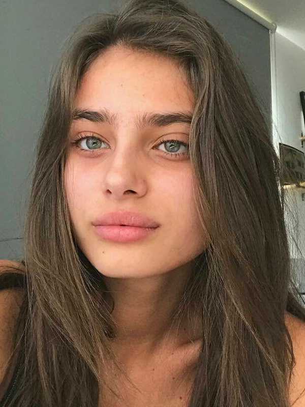 Taylor Hill