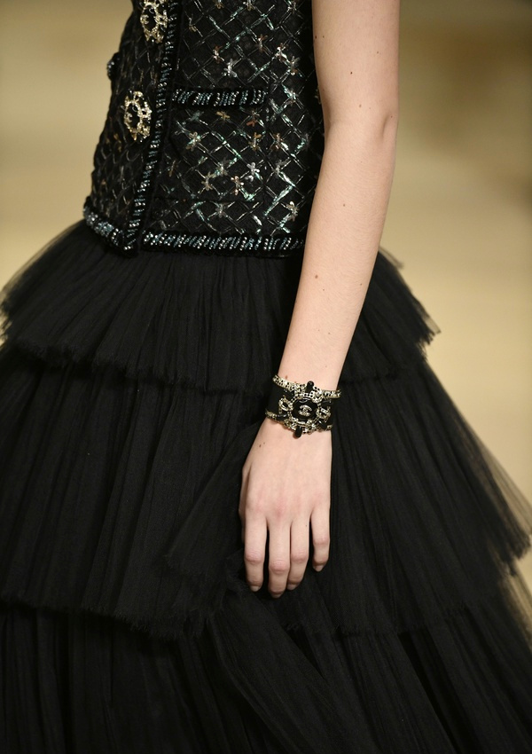 Robe chanel 2018 hotsell