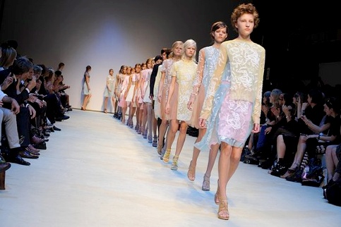 Défilé Christopher Kane 2010