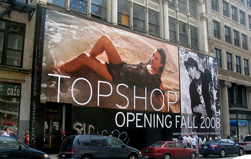 Topshop dbarque en France