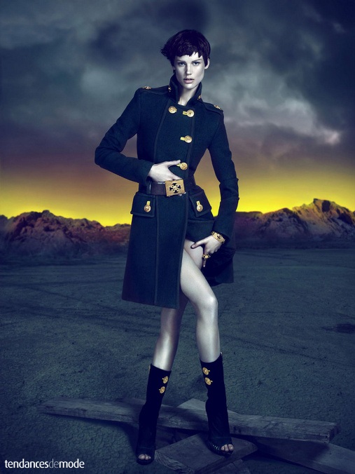 Campagne Versace - Automne/hiver 2011-2012 - Photo 5