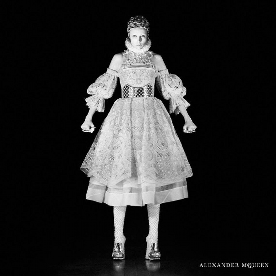 Campagne Alexander McQueen - Automne/hiver 2013-2014 - Photo 2