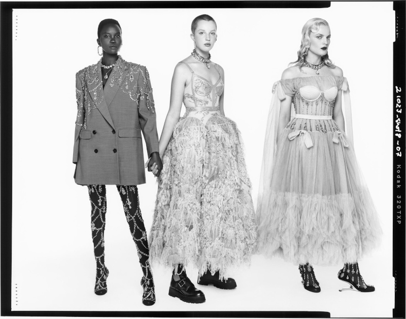 Campagne Alexander McQueen - Printemps/t 2022 - Photo 6