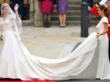 La mariée était en Alexander McQueen