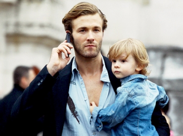 Hudson Kroenig, petit chouchou de Karl Lagerfeld