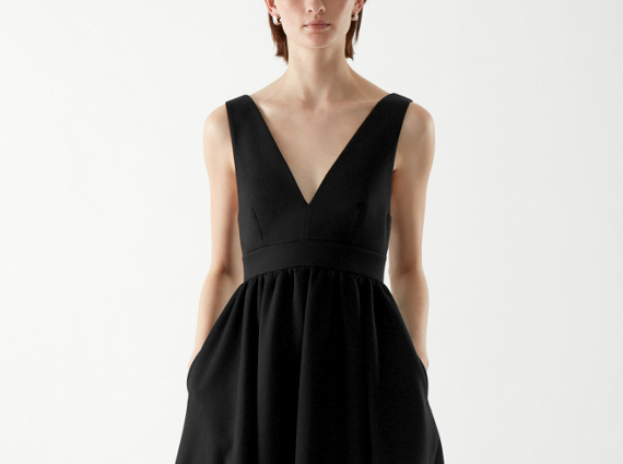 Wanted : une robe noire lgante et moderne