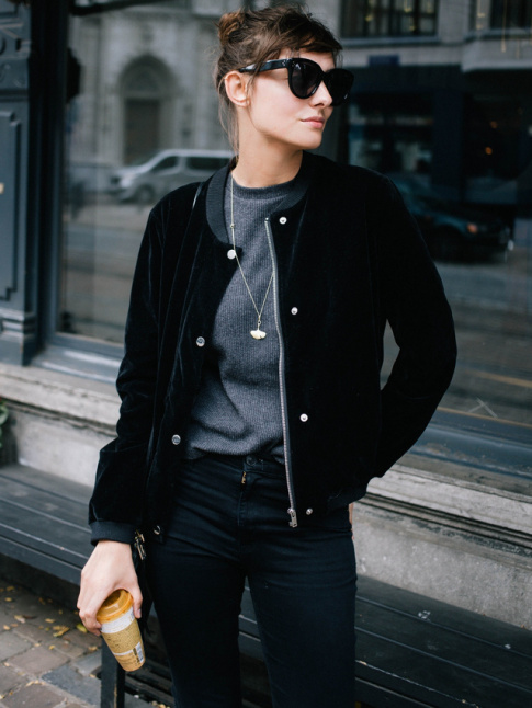 Le velours sied bien au bomber !