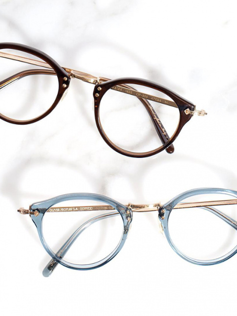 Bleu ciel + lunettes de vue = le bon mix