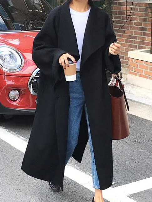 Wanted : un long manteau bleu marine chic et facile  vivre !