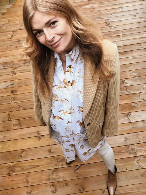 Les mix and match de beige et de blanc n'en finissent pas de briller au firmament des tendances !