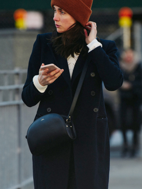 Rien de tel qu'un pull-over lgamment ajour pour sophistiquer un look d'hiver !