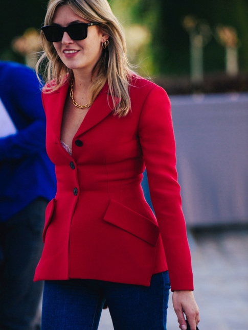 Quel que soit son pedigree, une veste trop petite restera toujours une veste trop petite...