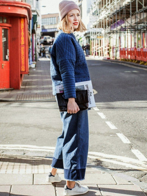 Oui au total look jean relev d'une touche de vieux rose !