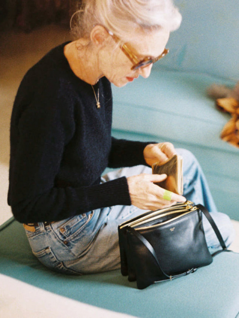Mlant simplicit, chic discret et casualness, ce look a tout bon !