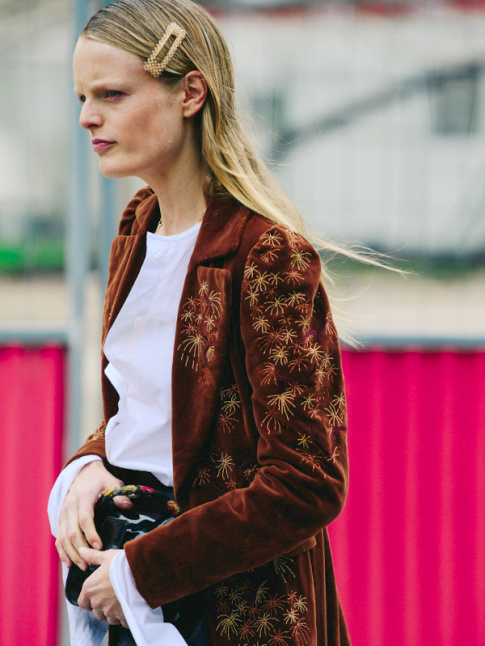 Oui  la fausse simplicit du style girly/baroque d'Hanne Gaby Odiele !