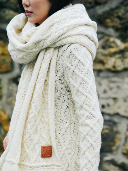 Oui au twin set charpe/pull !