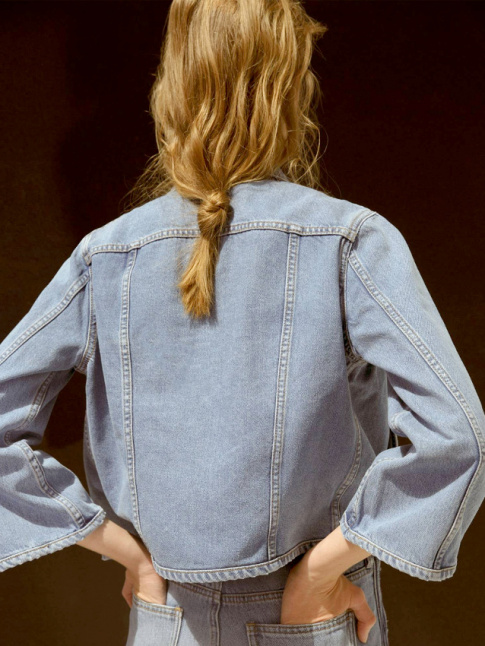 Pour ou contre le noeud de cheveux ?