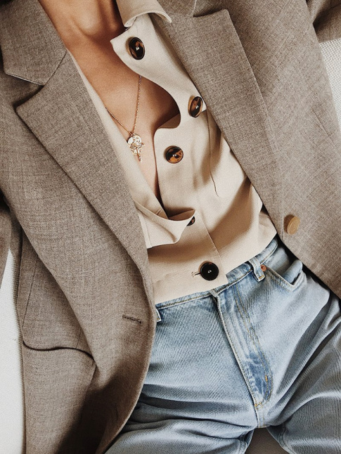 Les boutons effet corne un brin larges : le petit dtail qui fait la diffrence !