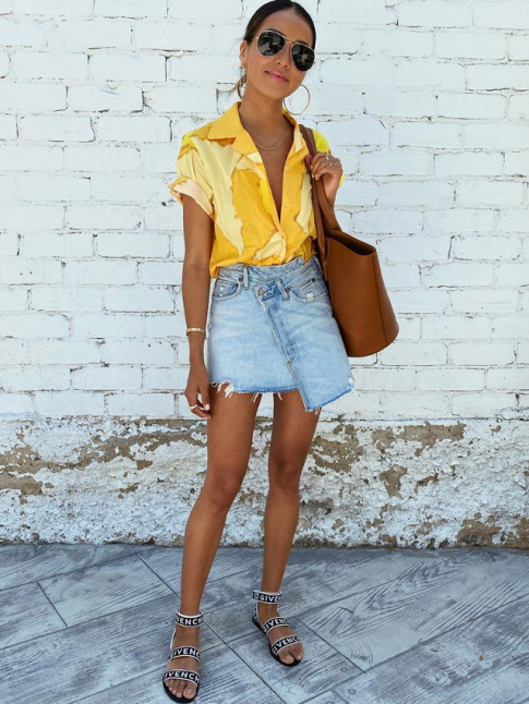 Pour ou contre la jupe en jean  boutonnage dcal ?