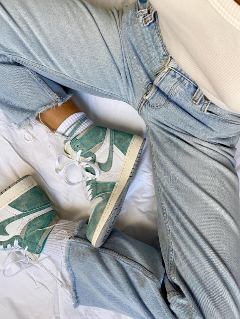Wanted : une paire de baskets montantes aux dcoupes vert dlav !