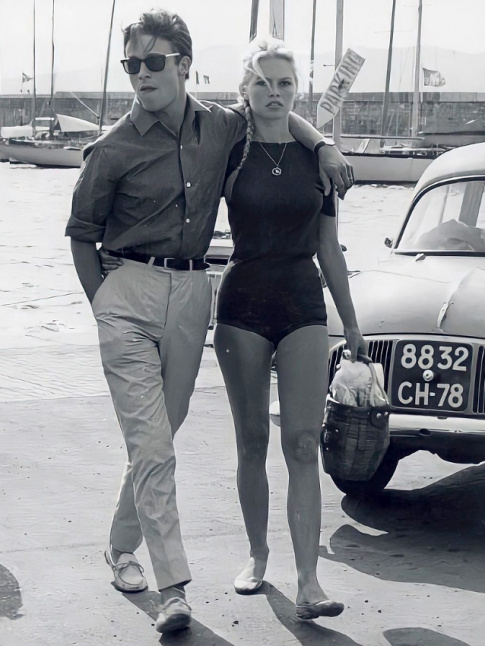 60 ans aprs son apparition au bras de Brigitte Bardot, le panier de ville n'a pas pris une ride !
