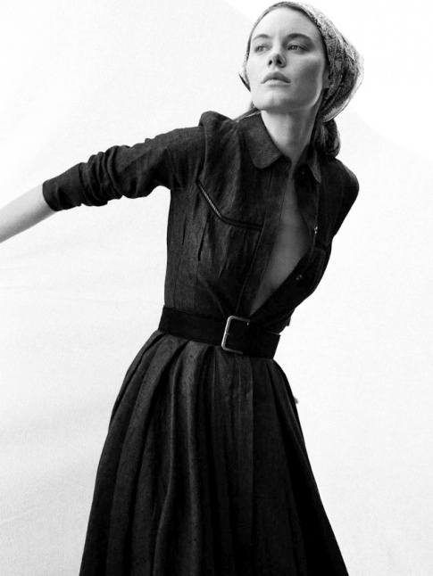 Porter sensuellement ses robes les plus sages...