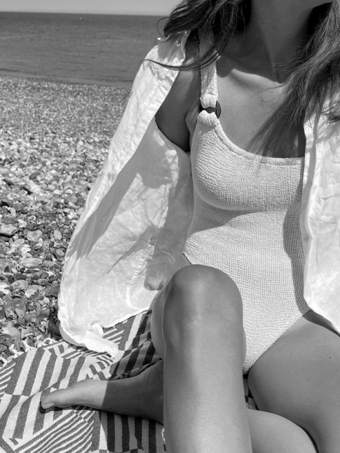 Wanted : un maillot de bain  la texture enfantine !
