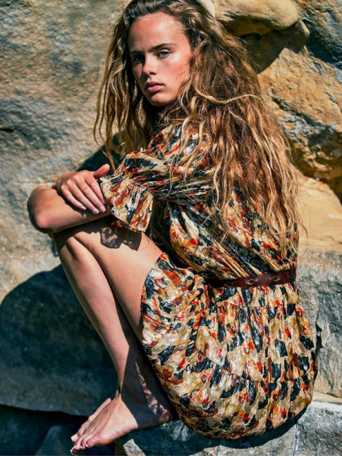 Crinire dore + mini robe bohme = le bon mix