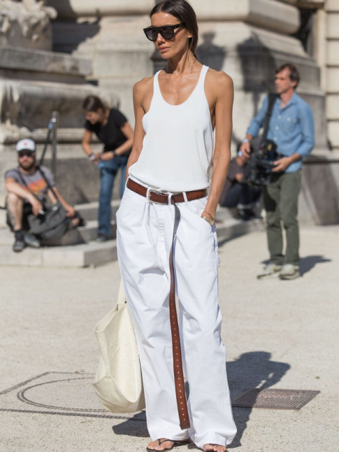 Mal dose, l'originalit d'un accessoire peut parfois parasiter un look a priori parfait...