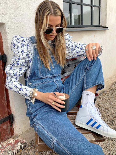 Mlant camaeu de teintes et tlescopages de styles, ce look a tout bon !