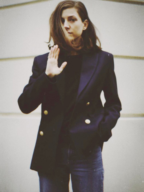 Le blazer bleu marine, un classique indispensable !