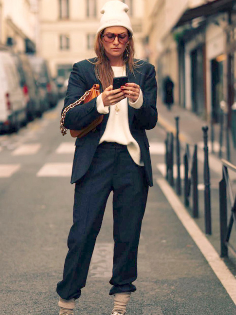 Chaussettes sur pantalon... la tendance monte !
