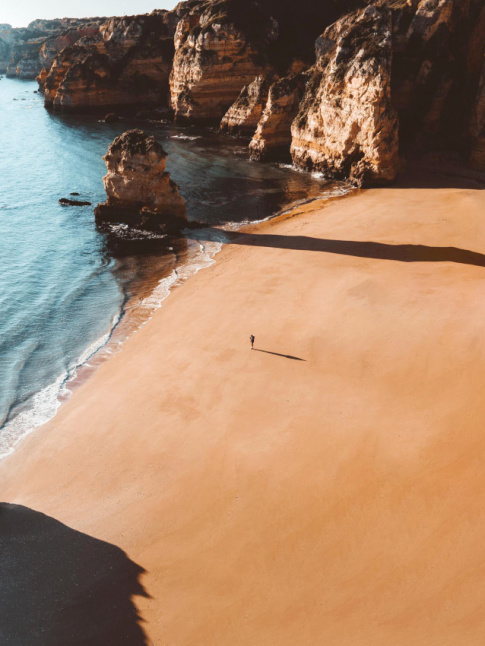 Une plage + un seul tre humain = le bon mix