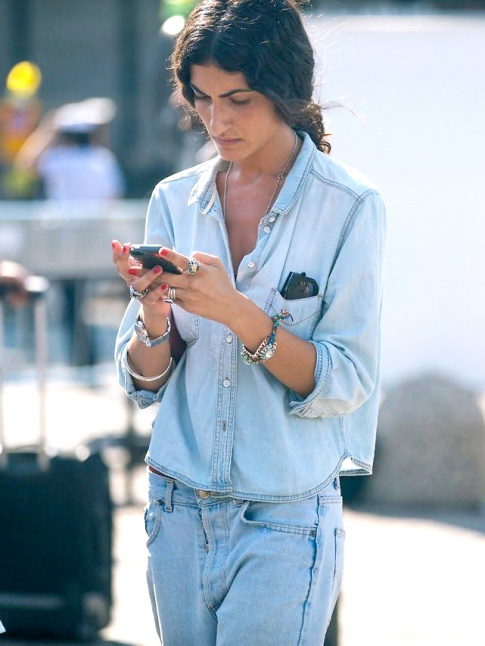 Le jean large taille basse, un hit du pass  ressortir ds ce printemps !