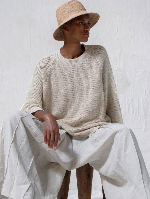 Mlant ampleur et caractre, cette silhouette a tout bon !