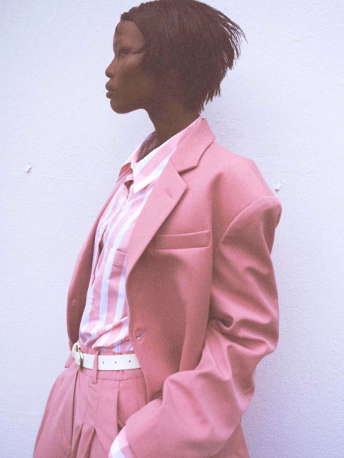 Shanelle Nyasiase, saisissante de beaut !