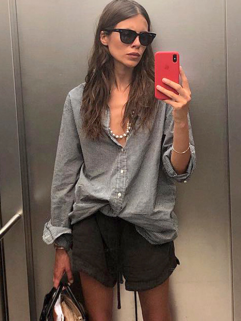 Chemise unisexe oversize + perles = le bon mix