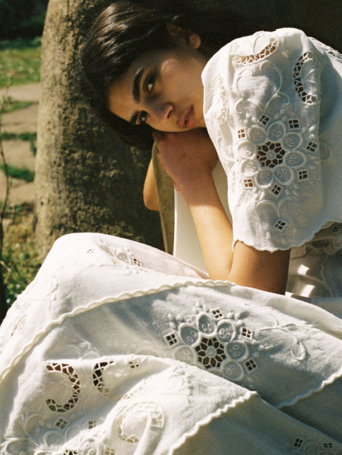 Pour ou contre l'effet napperon de certaines broderies ?