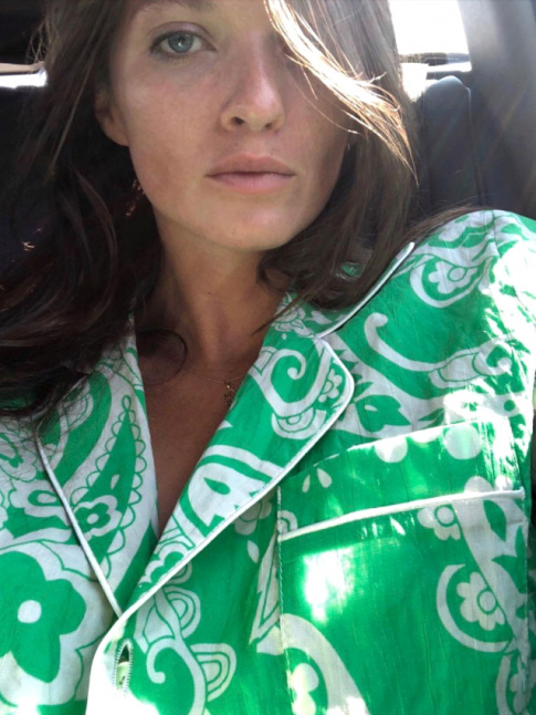 Wanted : une chemise de pyjama pouvant facilement se porter  l'extrieur !