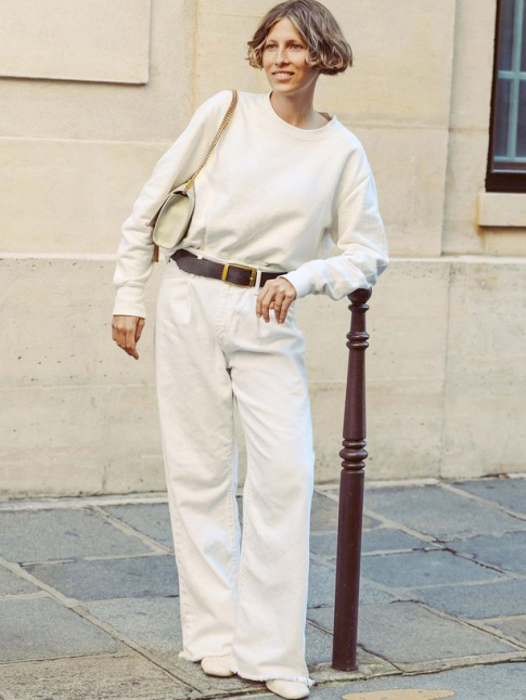 Petit carr + total look blanc cass = le bon mix