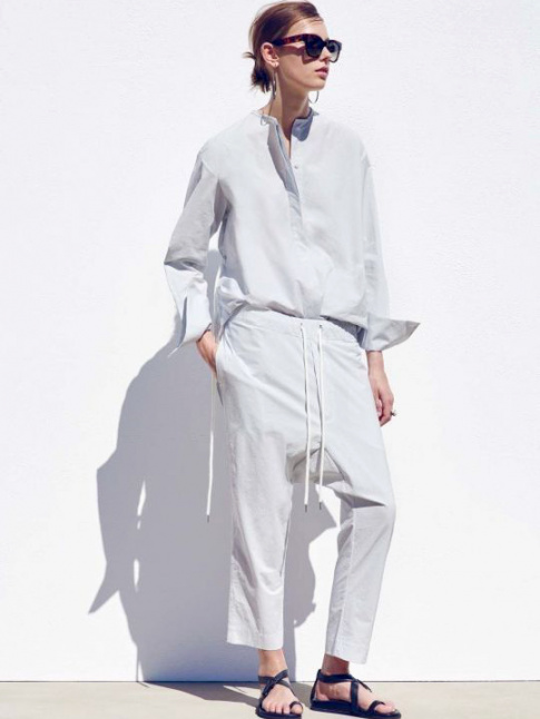 Mlant minimalisme et dcontraction, ce look a tout bon !