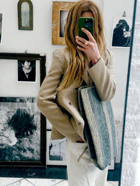 Le pantalon blanc : la pice idale pour transitionner d'une saison  l'autre !