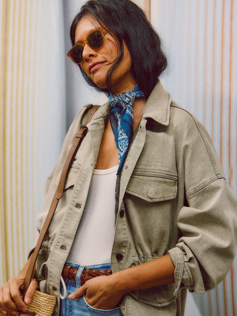 Veste army + marcel + bandana = le bon mix