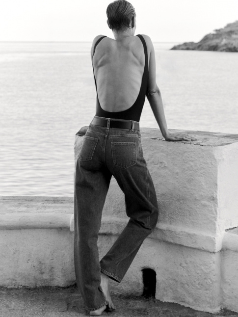 Le maillot de bain une pice : le meilleur alli du jean !