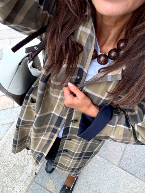 Carreaux kaki dlav + perles en bois XXL = le bon mix