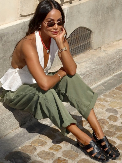 Entre bronzage caramel et mlange subtil de styles, ce look a tout bon !